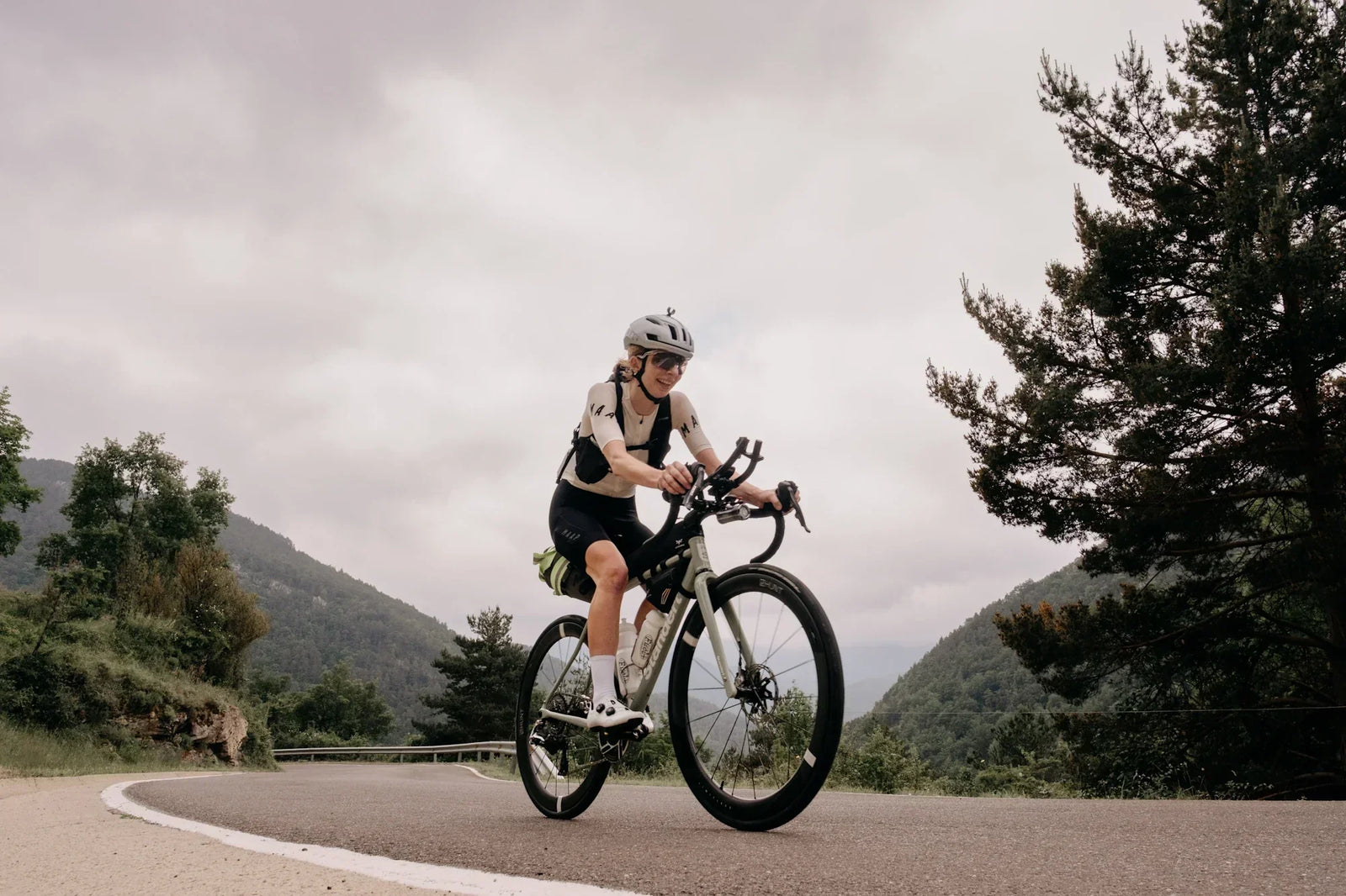 1.400km, 28.000m and just 4 days