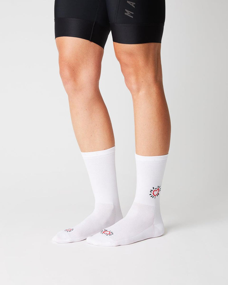 FINGERSCROSSED SOCKS | Summer 23 | #15_07 ENDORPHINS - WHITE - Standert Bicycles