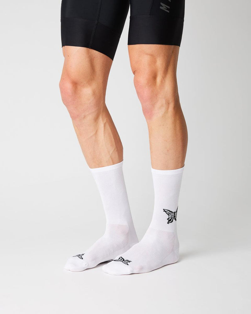 FINGERSCROSSED SOCKS | Summer 23 | #15_06 BUTTERFLY - WHITE - Standert Bicycles