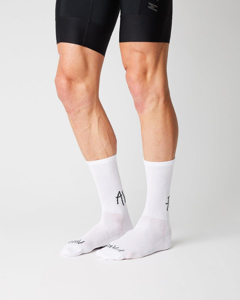 FINGERSCROSSED SOCKS | Summer 23 | #15_05 FAR AWAY - WHITE - Standert Bicycles