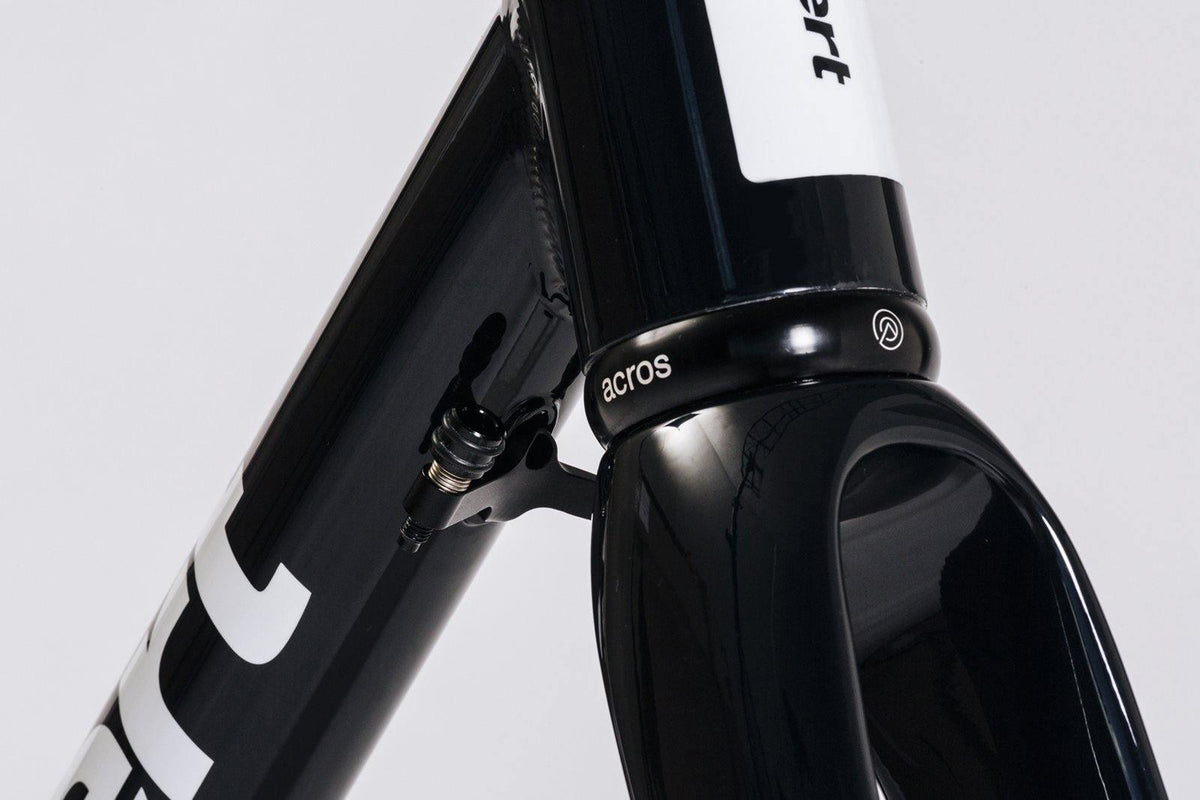 Inlays and Cable Stops | Kreissäge Rim | Mechanical - Standert Bicycles