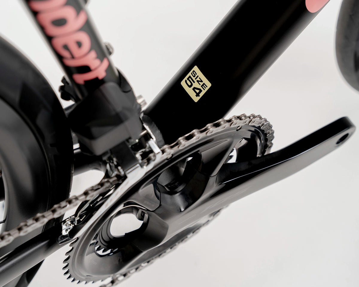 Kreissäge | Fly Black | Shimano 105 Di2 | DT Swiss A1800