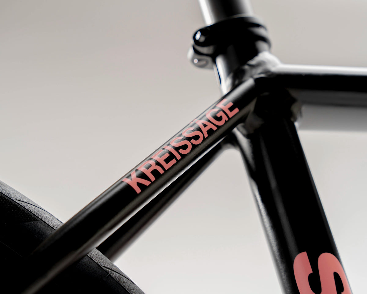 Kreissäge | Fly Black | Shimano 105 Di2 | DT Swiss A1800