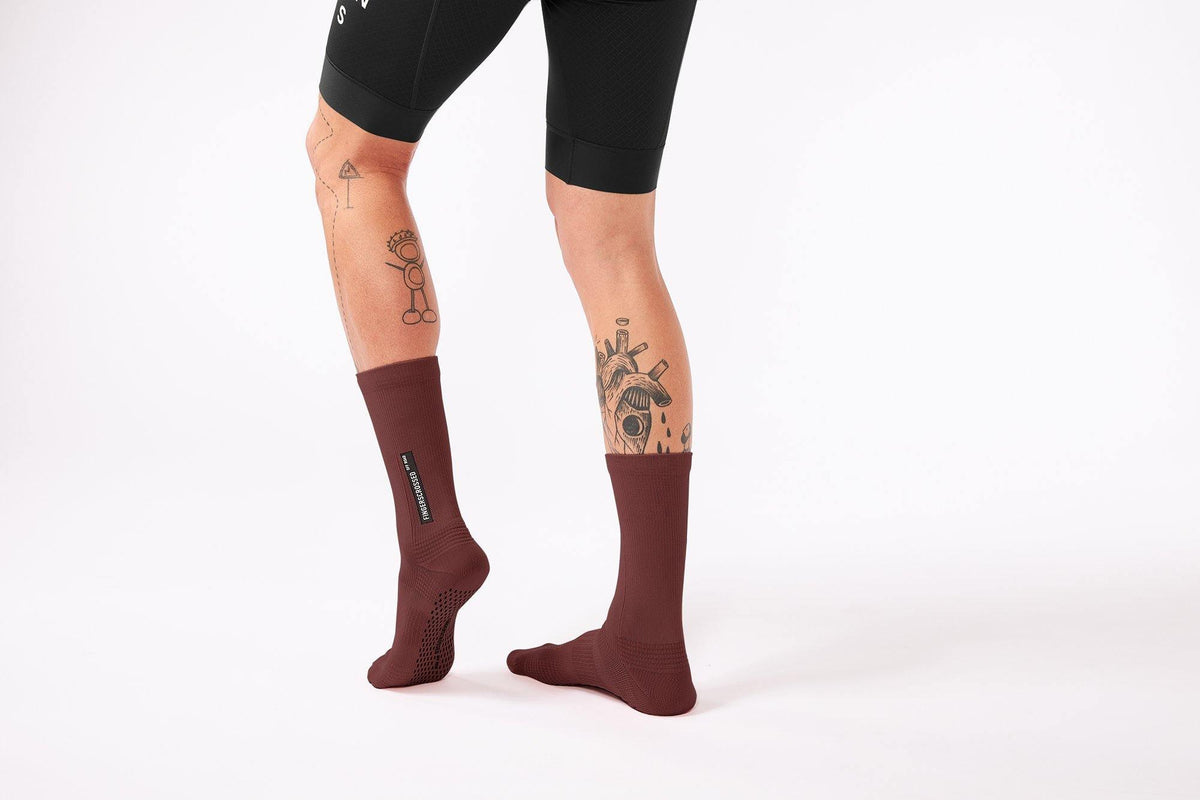 FINGERSCROSSED SOCKS | #Off Road Burgundy - Standert Bicycles