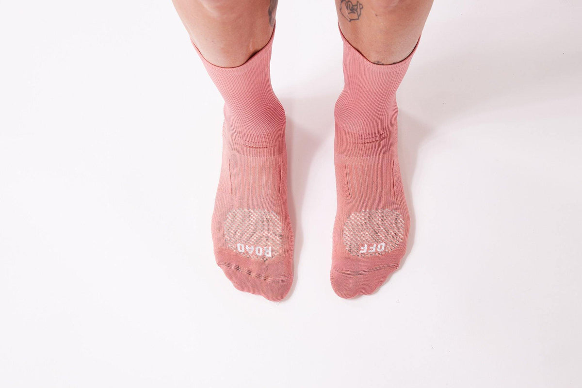 FINGERSCROSSED SOCKS | #Off Road Dusty Rose - Standert Bicycles