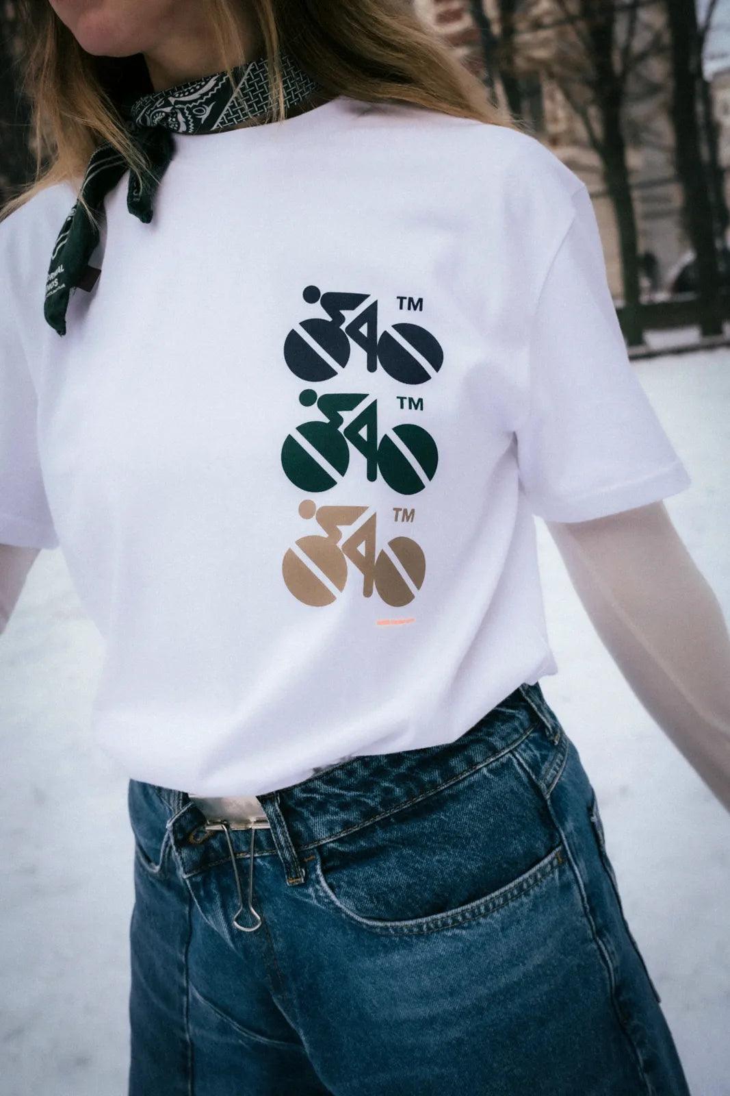 T-Shirt Standert Premium 3 Bikes White cover