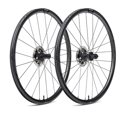 Standert Bikes scope r3.a wide carbon wheels