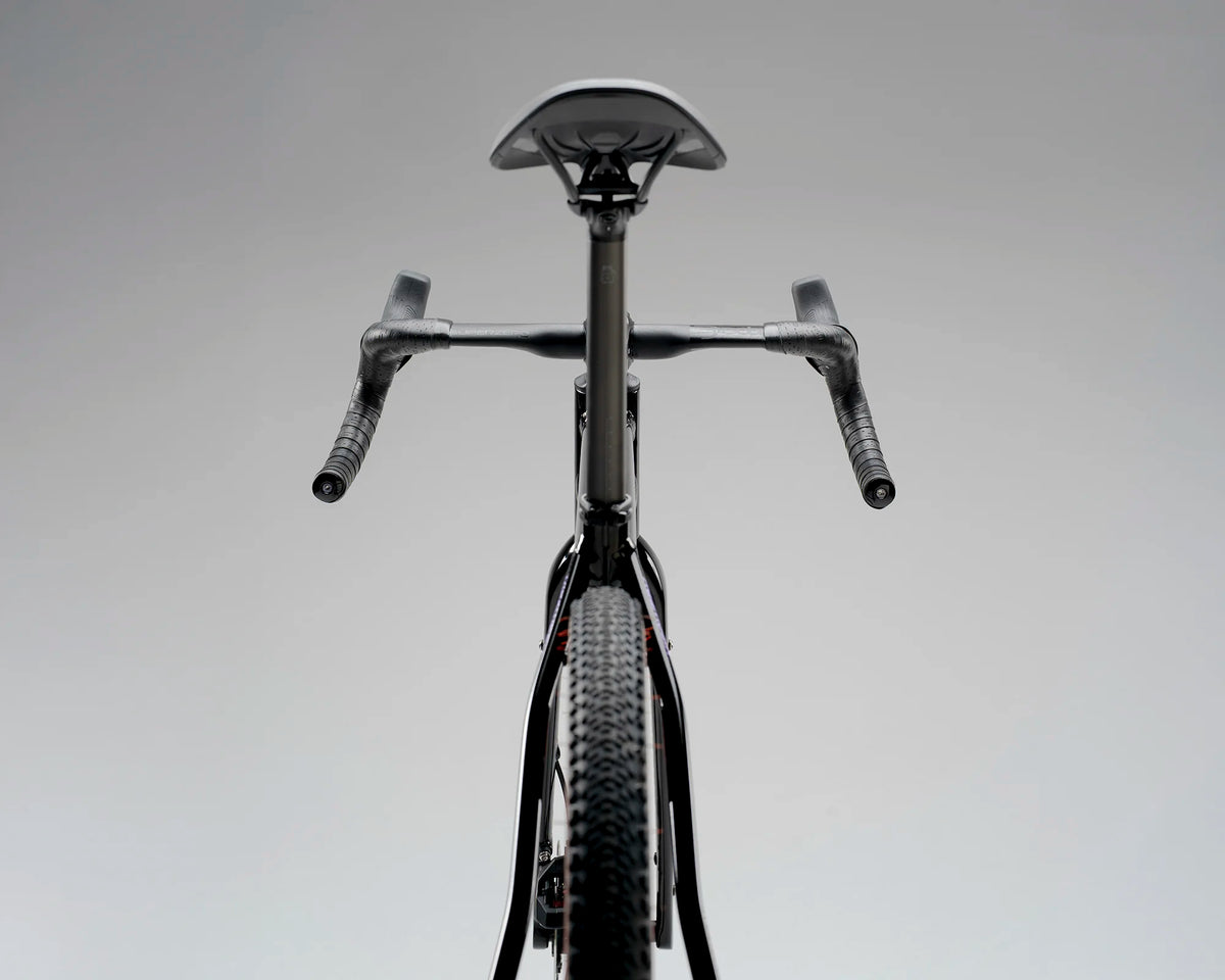 Kieswerk | SRAM Apex AXS XPLR | Fulcrum Lite ER | Black Star