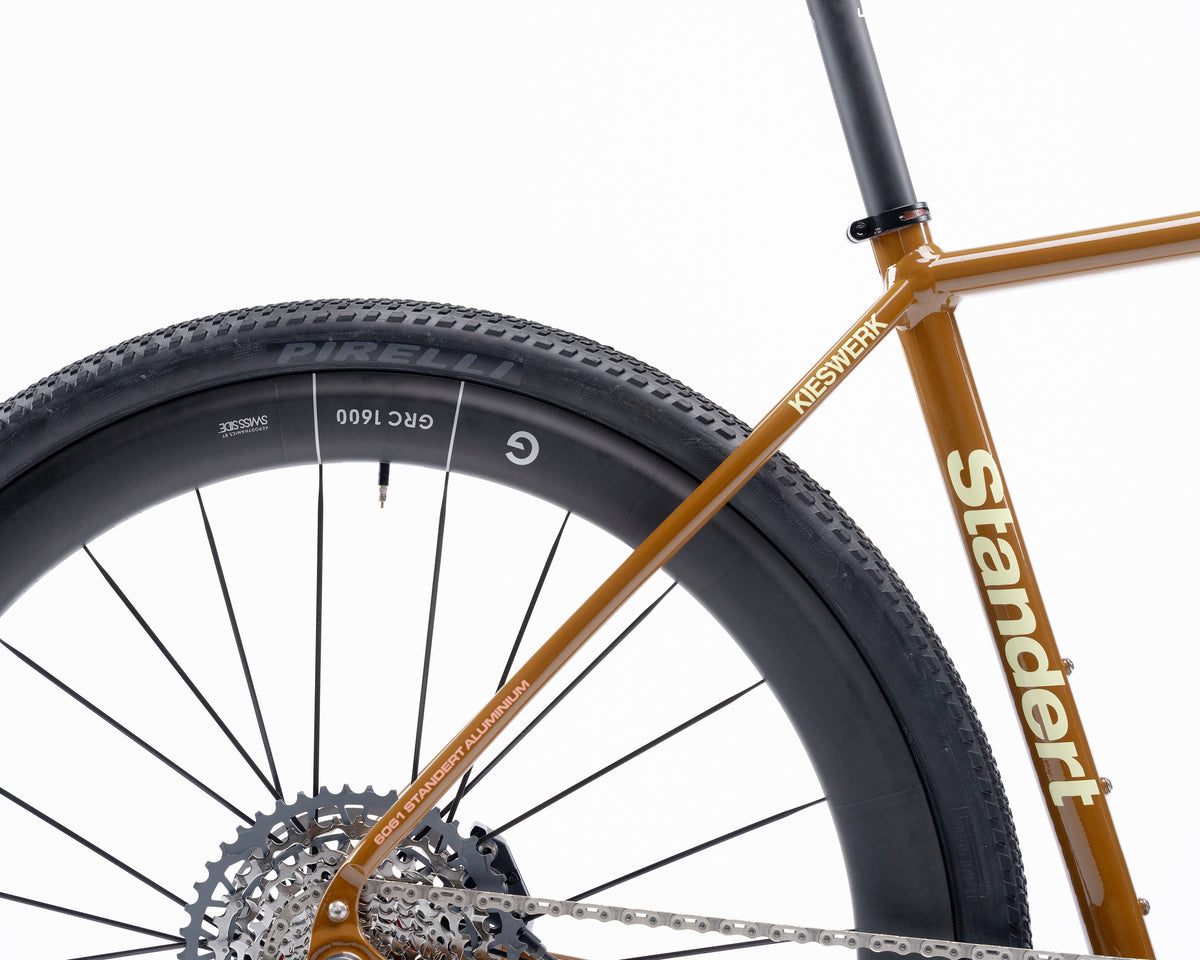 Kieswerk | SRAM Rival AXS XPLR | DT Swiss GRC 1600 | Brown Sugar