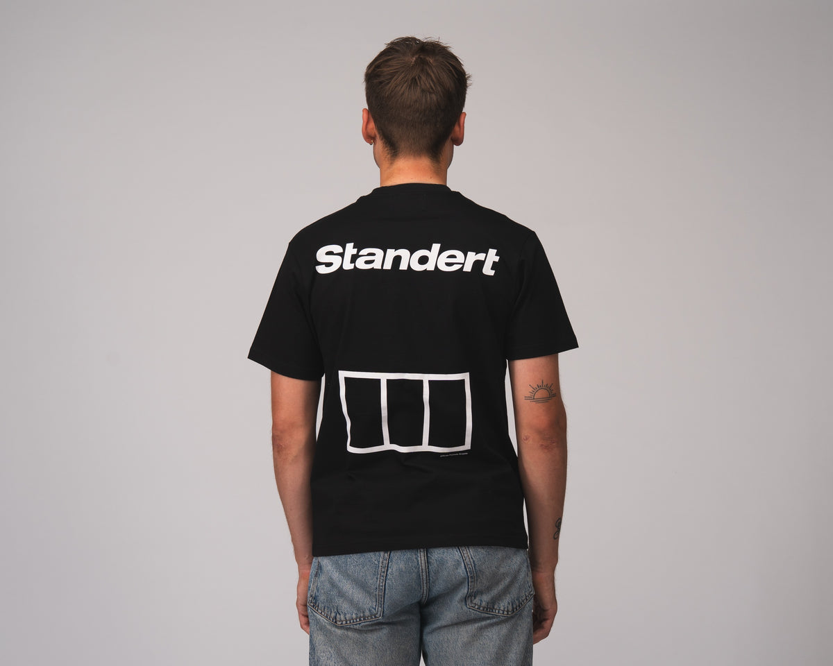 Standert T-Shirt | MY 26 | Black | Performance Logo