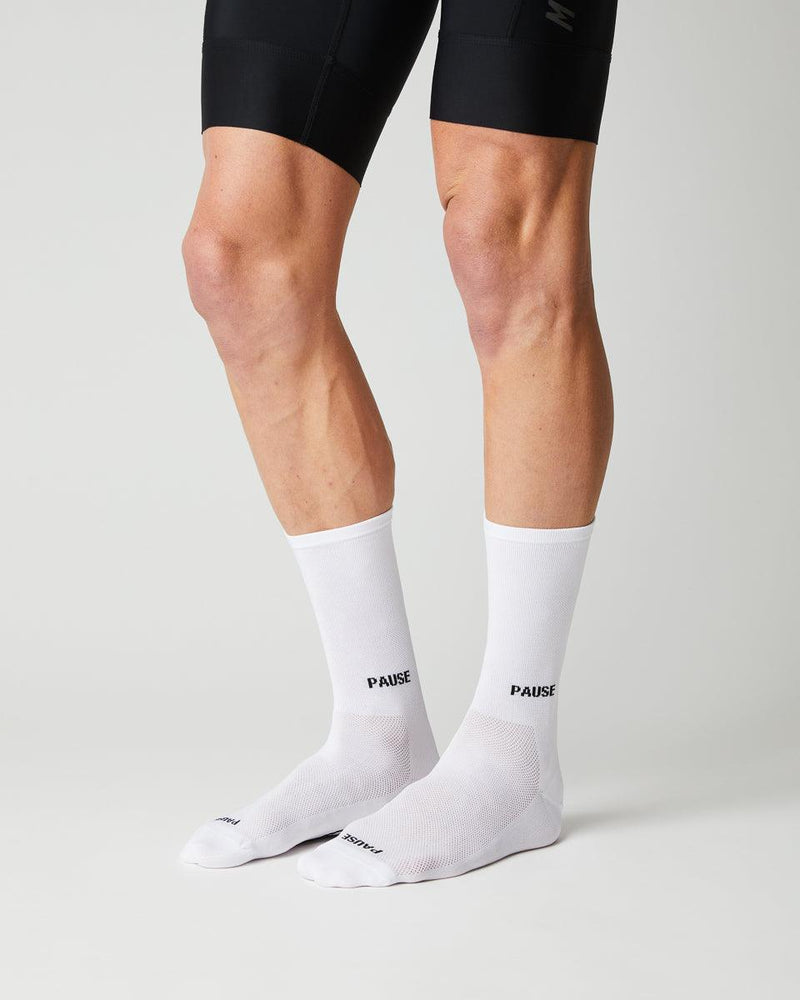 FINGERSCROSSED SOCKS | Spring 23 | #14_06 PAUSE - WHITE - Standert Bicycles